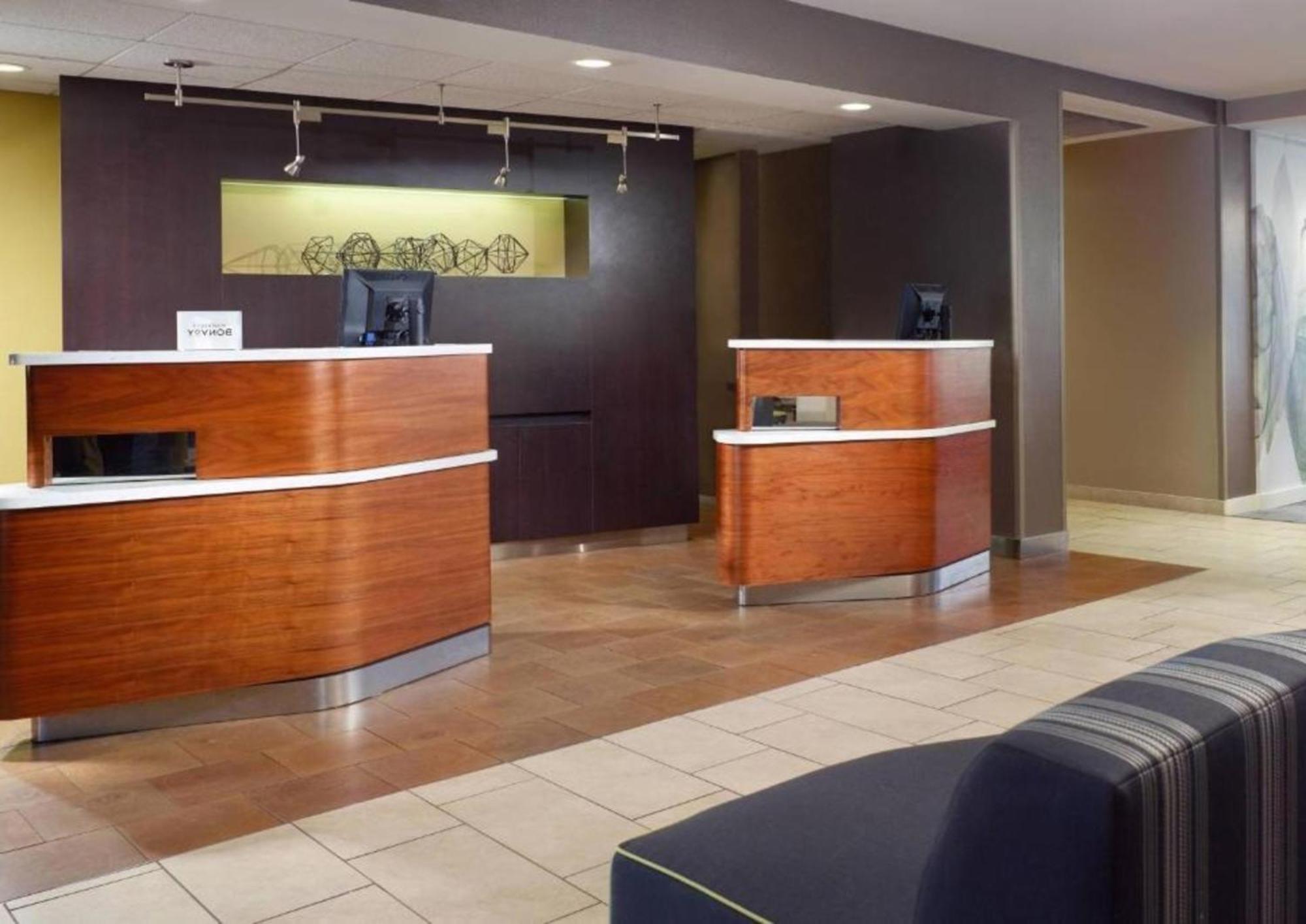 Courtyard By Marriott Macon Hotel Exterior photo